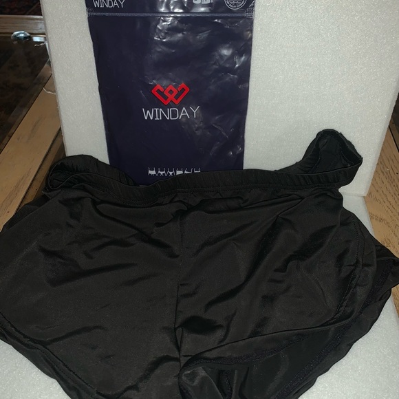 Winday Men’s black brief - Picture 1 of 4
